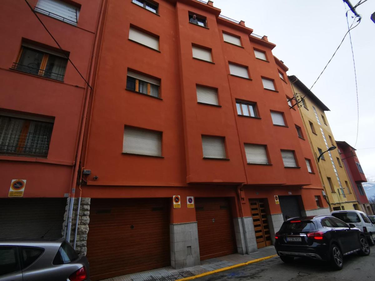 Apartamento Mirador Del Cadi Apartman Puigcerdà Kültér fotó