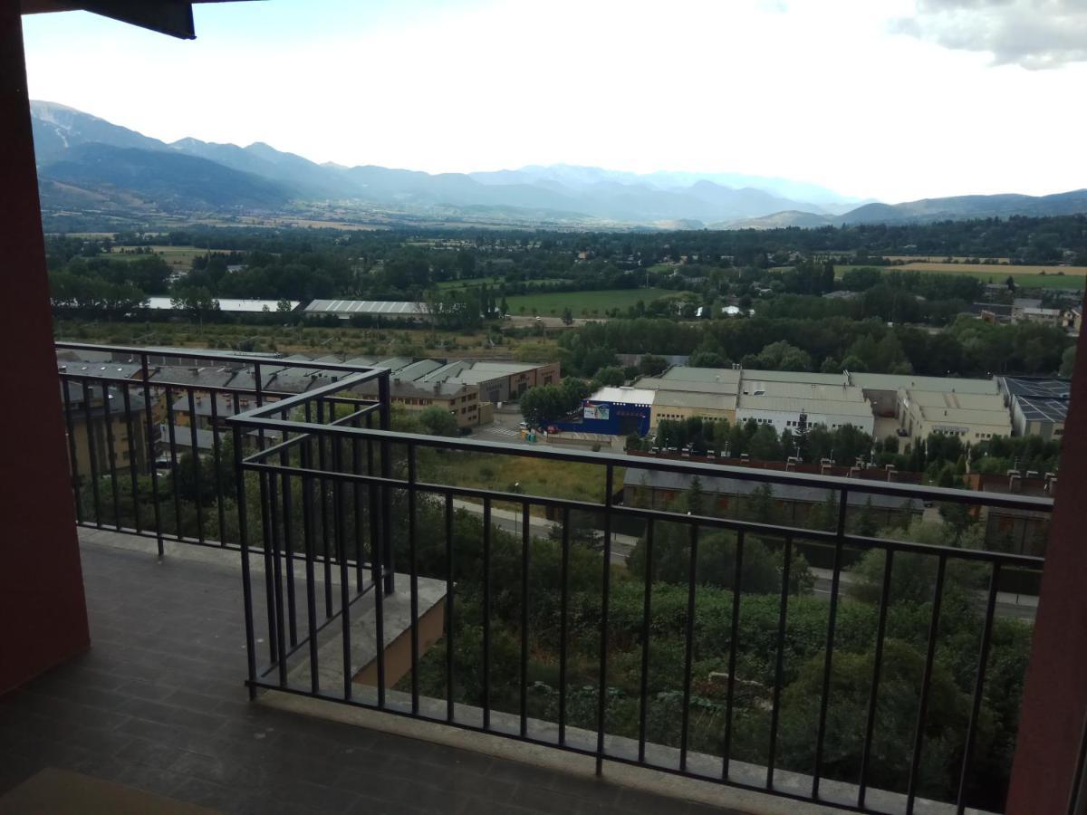Apartamento Mirador Del Cadi Apartman Puigcerdà Kültér fotó